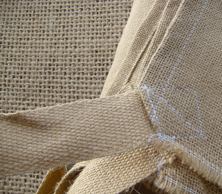 Bourras - Nappe de jute pour jardin & potager