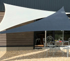 Voile d'ombrage triangulaire 3x3x4.2m perméable à suspendre