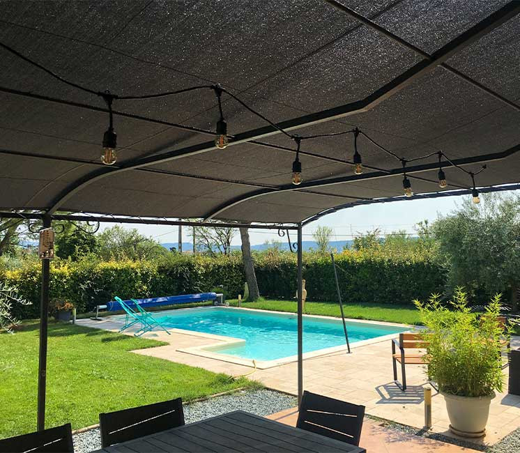 toile d'ombrage pour pergola anthracite perméable