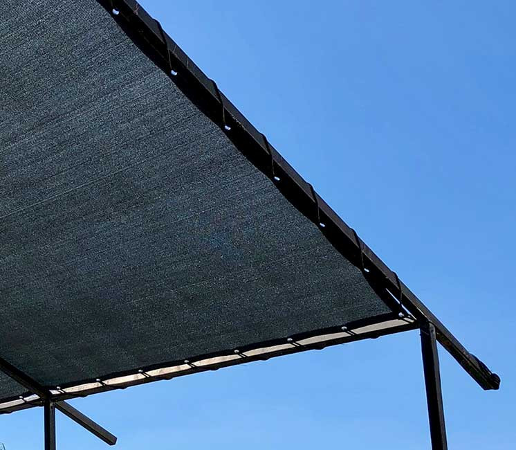 fixation toile pergola anthracite