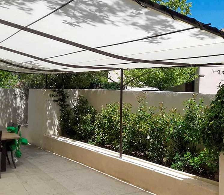 toile d'ombrage blanche perméable