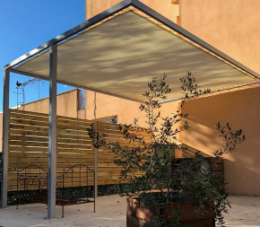 toile d'ombrage sur mesure perméable ivoire