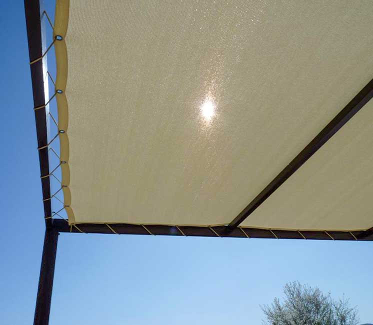 toile d'ombrage fixation