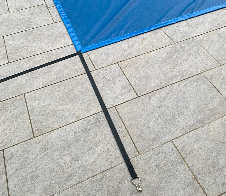 Couverture d'hivernage pour piscine et volet roulant