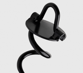 Tarière pour l'ancrage au sol du kit d'haubanage