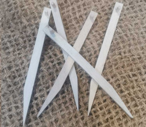 Lot de 250 ancrages au sol en bois de hêtre et chêne pour géo filets et bionatte