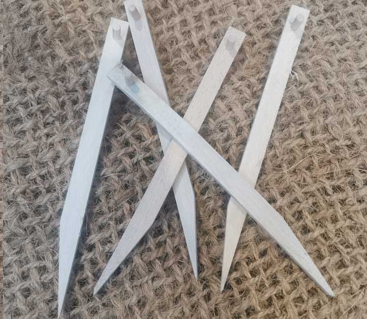 Lot de 250 ancrages au sol en bois de hêtre et chêne pour géo filets et bionatte